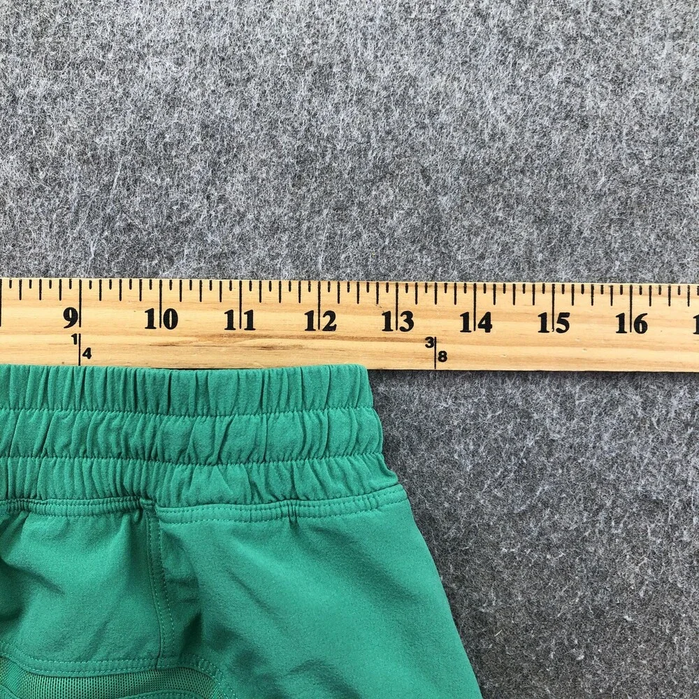 Lululemon Shorts Mens Small Green Microfiber 9 Inch Running Gym Pockets